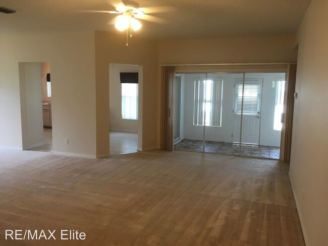 Building Photo - 3 br, 2 bath House - 812 Cebu Pl
