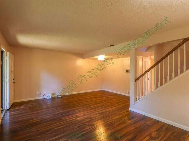 Foto del edificio - 1484 Carnot Dr