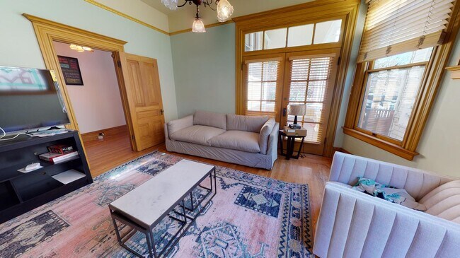 Foto del edificio - 447 N 2nd St