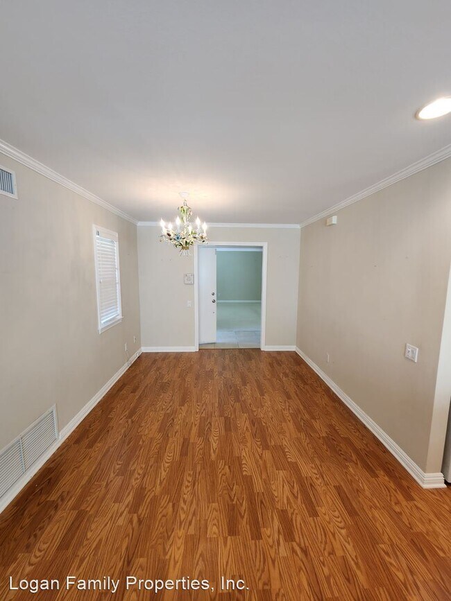 Building Photo - 2 br, 2 bath House - 16387 Gabarda Rd.