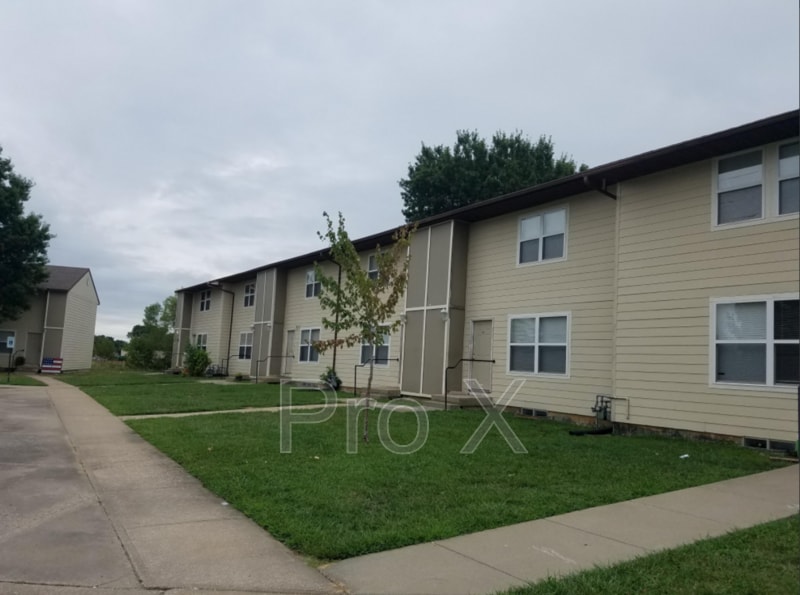 Primary Photo - 3000 N Joplin St