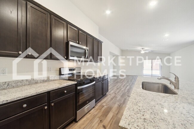 Building Photo - 975 Barkwell Dr SW