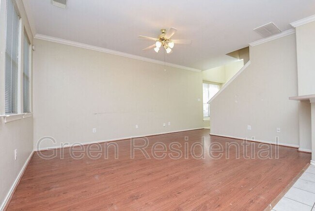 Foto del edificio - 11 Peach Ridge Pl