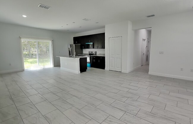 Building Photo - 298 W Bolero Pl