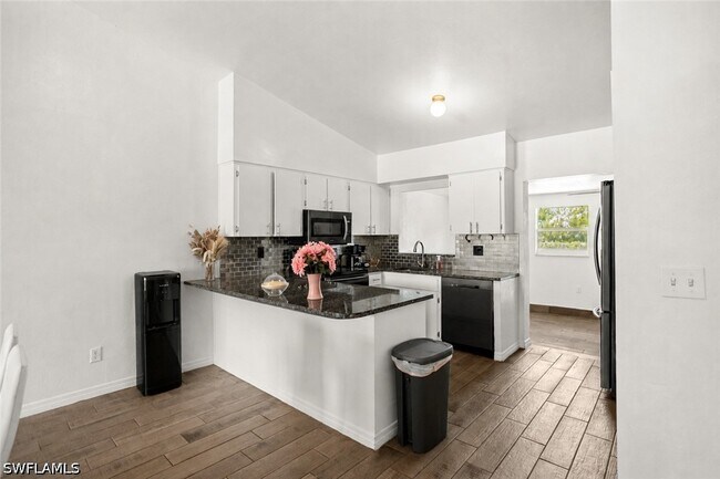 Foto del edificio - 17370 W Carnegie Cir