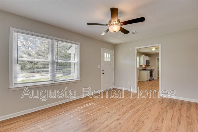Foto del edificio - 2513 Parkway Dr