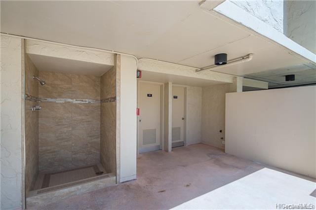 Building Photo - 920 Ward Ave