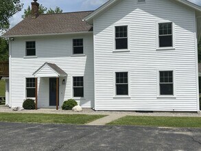 Building Photo - 173 S Amenia Rd