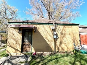 Building Photo - 721 11th Ave