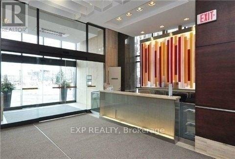 Photo du bâtiment - 330-2330 Burnhamthorpe Rd W
