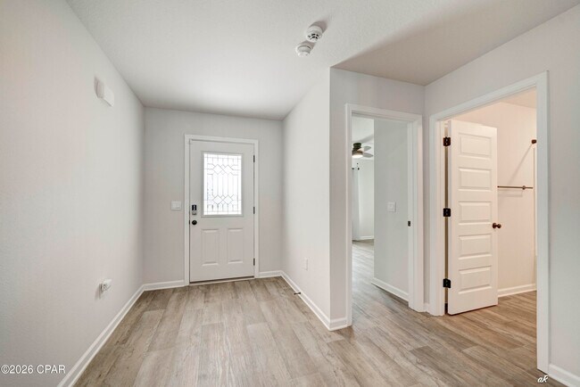 Foto del edificio - 138 Ryder Ln