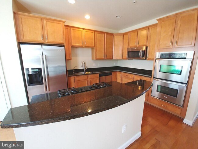 Foto del edificio - 8007 Sport View Rd