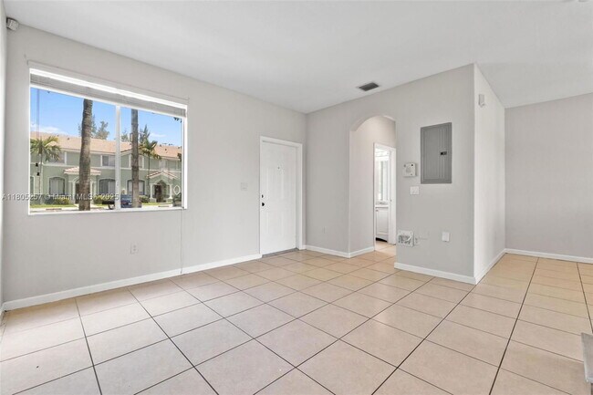 Foto del edificio - 1458 SE 24th Ct