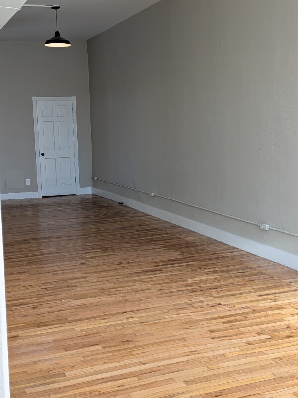 Building Photo - 4301 Yates St