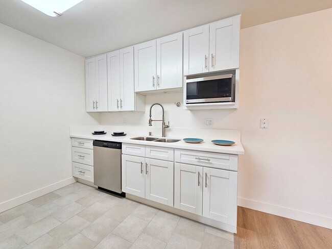Interior Photo - WELCOME TO THE VINE APARTMENTS!