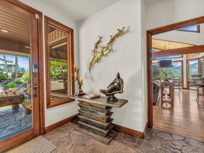 Foto del edificio - Park Meadows Elevated Living - Views, View...