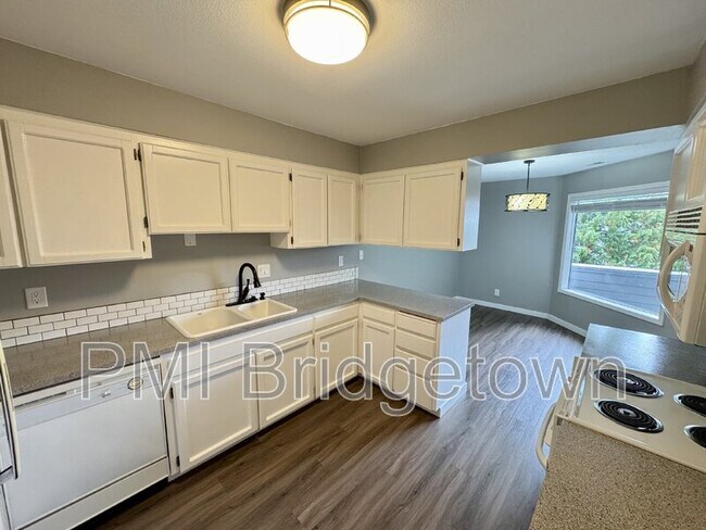 Foto del edificio - 14575 SW Walker Rd