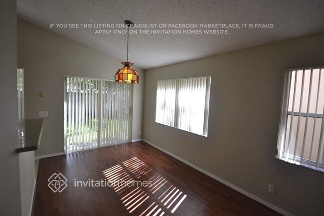 Foto del edificio - 7487 Viscaya Cir