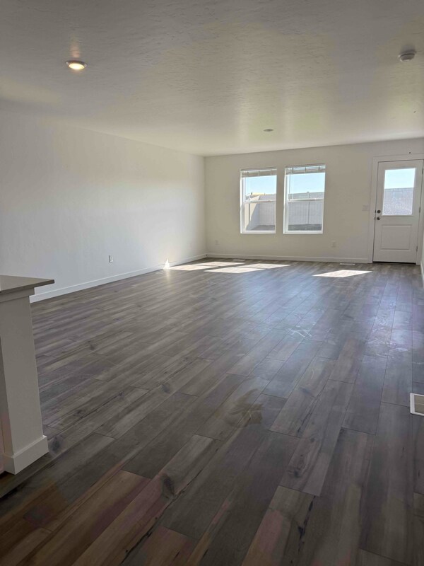 Foto del edificio - 7609 E Toussand Dr