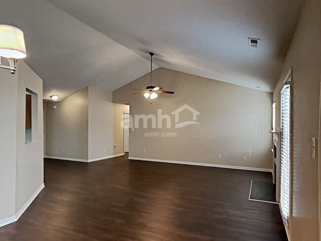 Foto del edificio - 2922 Cripple Creek Ct