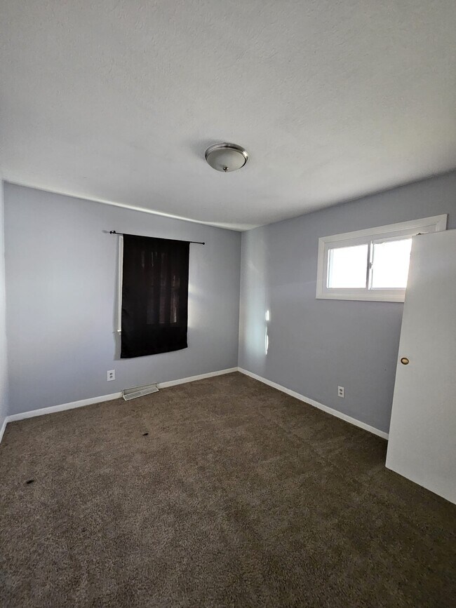 Foto del edificio - 3903 Oakshire Rd