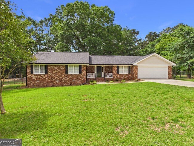 Foto del edificio - 1450 Crooked Creek Rd
