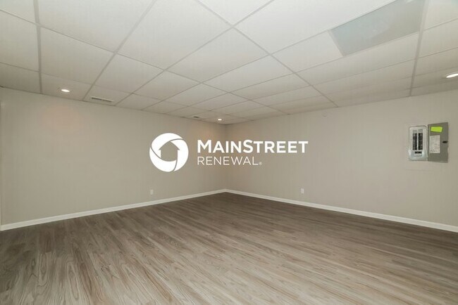 Foto del edificio - 5 Bedroom Pet-Friendly Home in Douglasville, GA with Main Street Renewal
