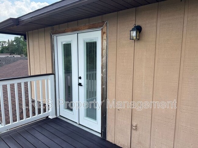 Building Photo - 1130 Quintuplet Dr