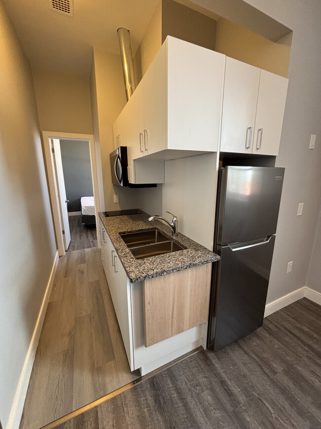 Photo du bâtiment - 117 Christina St N