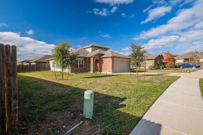 Building Photo - Sensational 4 Bedroom, 3 Bath, 2-Story Hom...