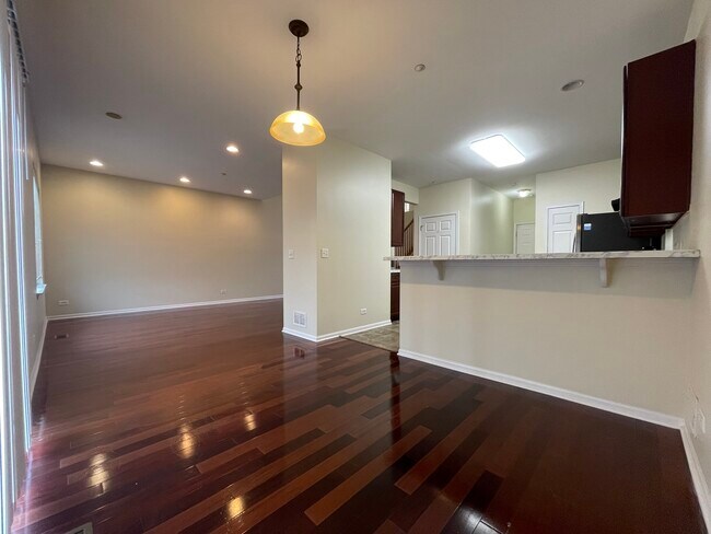 Foto del edificio - 1904 Maureen Dr