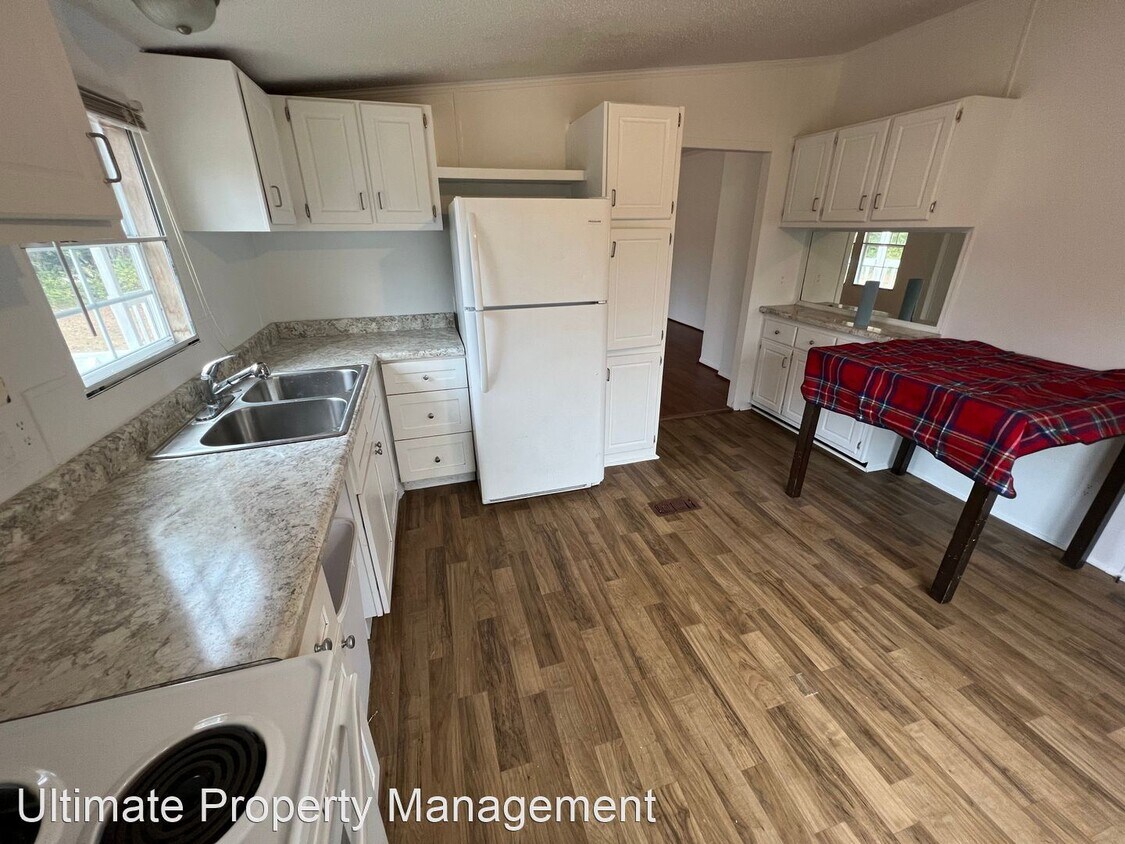 Primary Photo - 3 br, 2 bath House - 144 Cypress Court