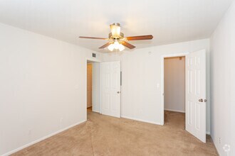 1BA, 1BR - 701 SF - The Crossings Apartments
