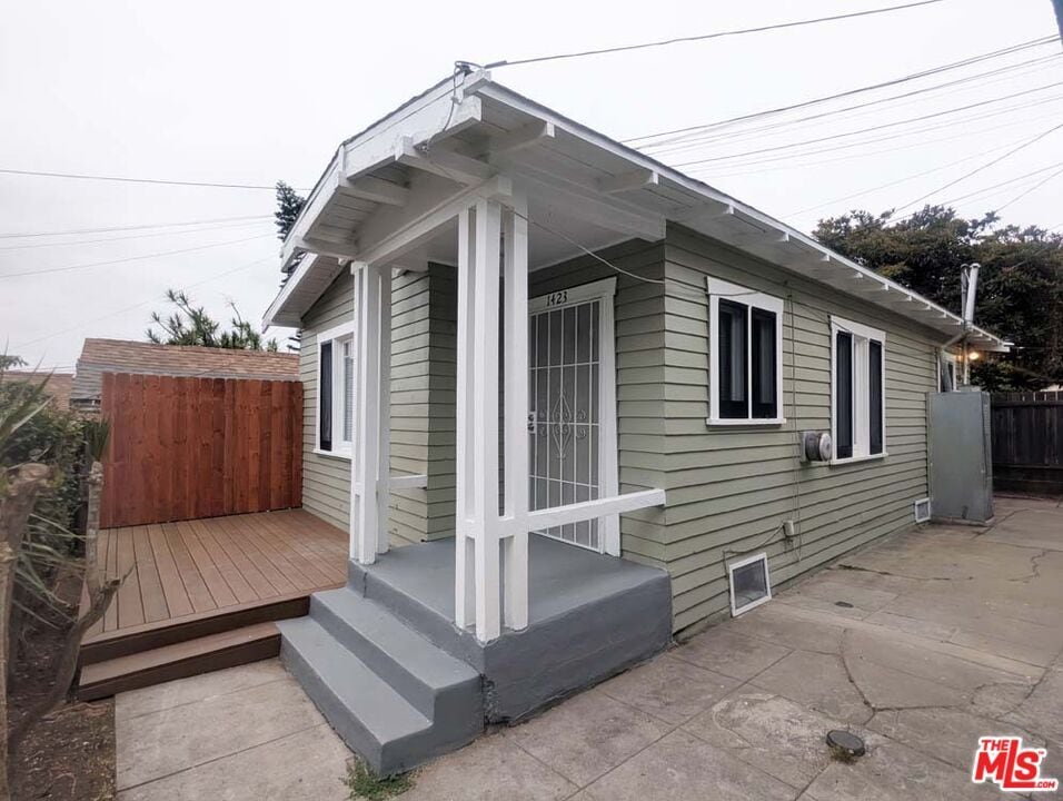 Listing Image