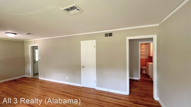 Building Photo - 3 br, 2 bath House - 924 Green Ridge Road