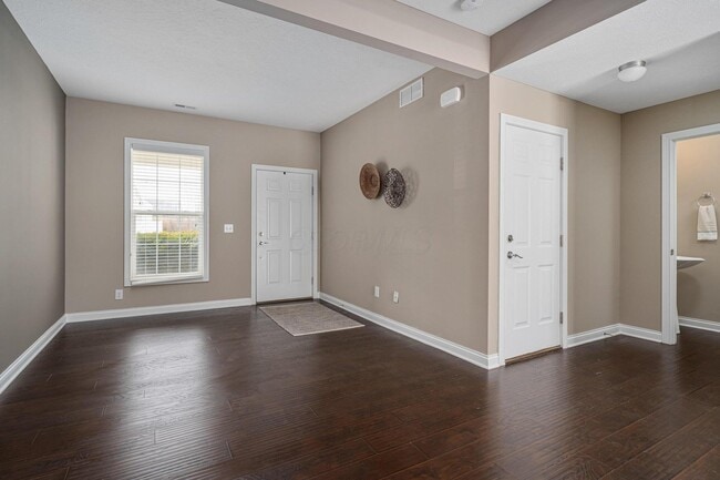 Building Photo - 6188 Brassie Ave