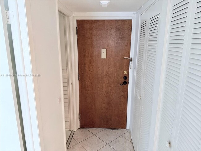 Building Photo - 4101 Indian Creek Dr