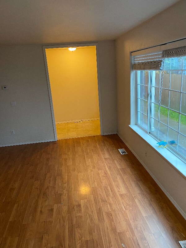 Foto del edificio - 237 N Park St
