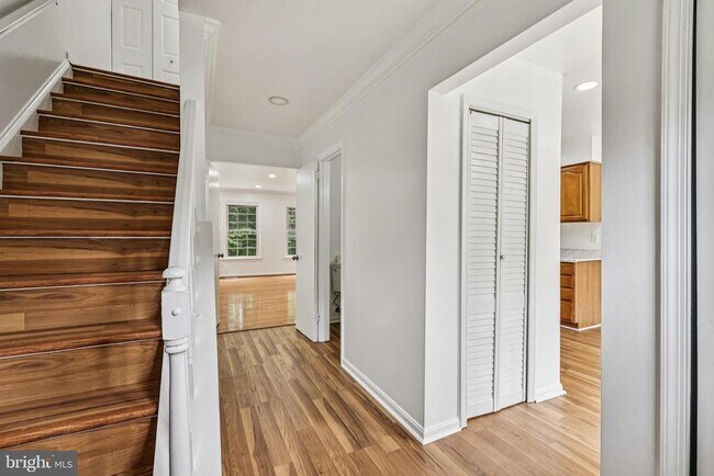 Foto del edificio - 6312 Teakwood Ct