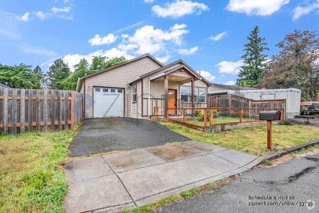 Building Photo - 4451 SE 117th Ave