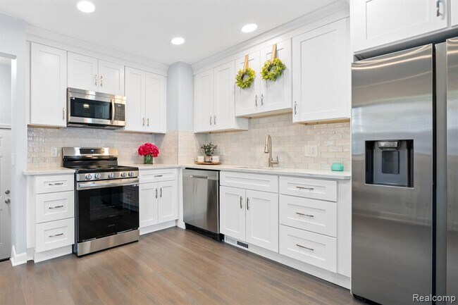 Foto del edificio - 4214 Berkshire Rd
