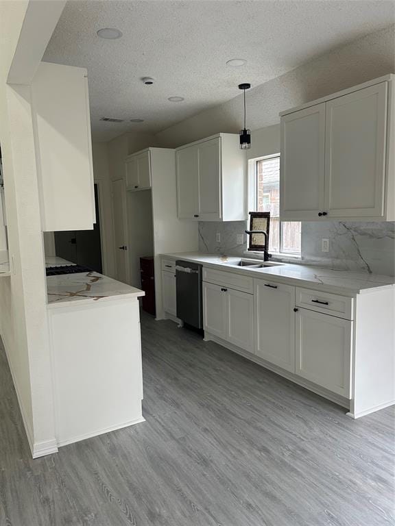 Building Photo - 1531 Rushworth Dr