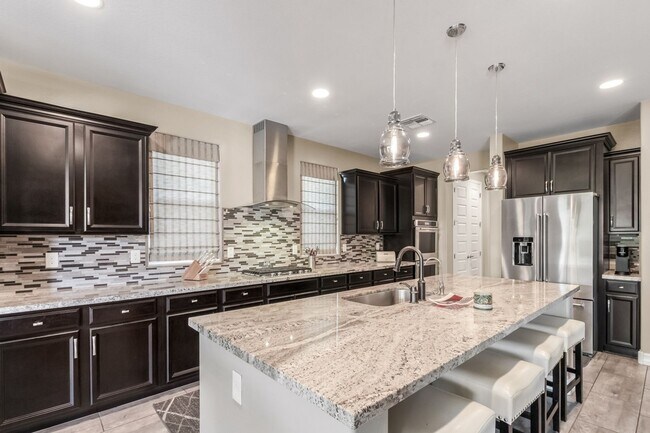 Foto del edificio - Spacious 4BR House in Goodyear