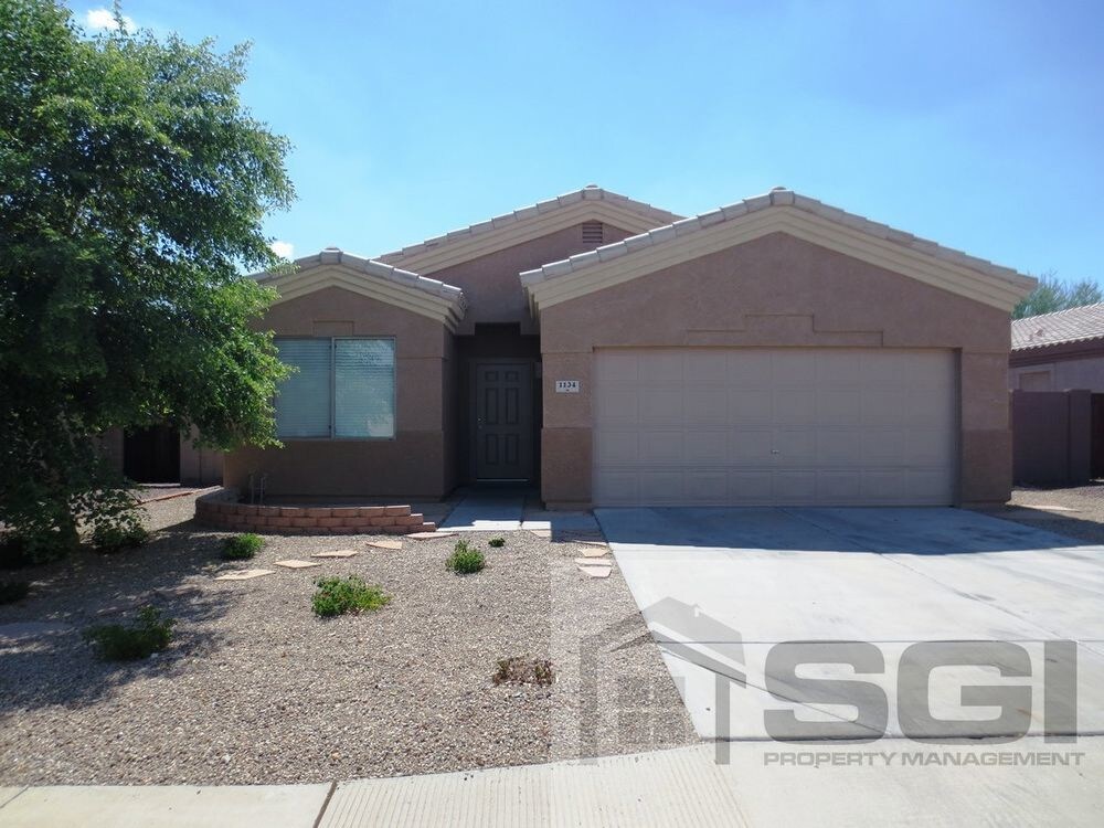1134 S Sabrina, Mesa, AZ 85208 House for Rent in Mesa, AZ