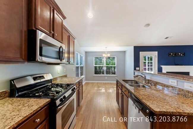 Building Photo - 341 Drayton Pl Dr