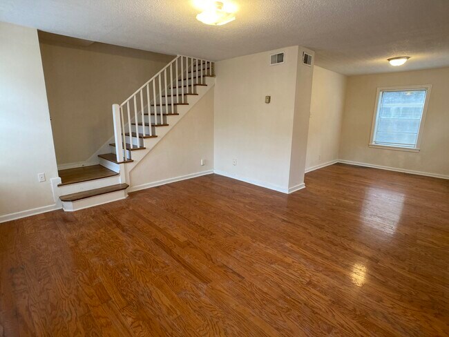 Foto del edificio - 1640 Valley Ave