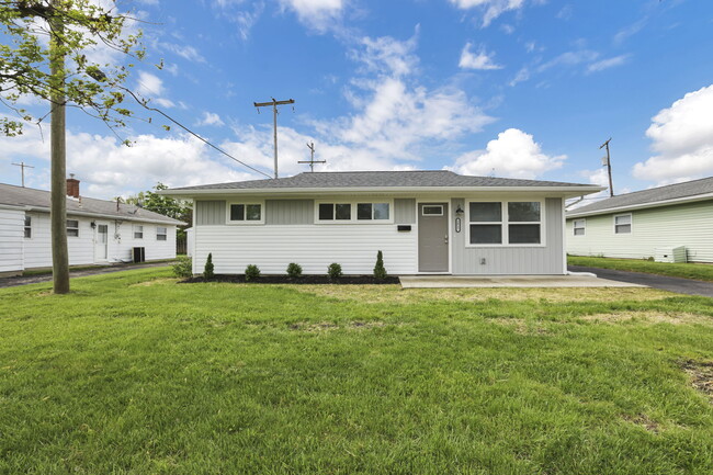 Building Photo - 2817 Woodgrove Dr