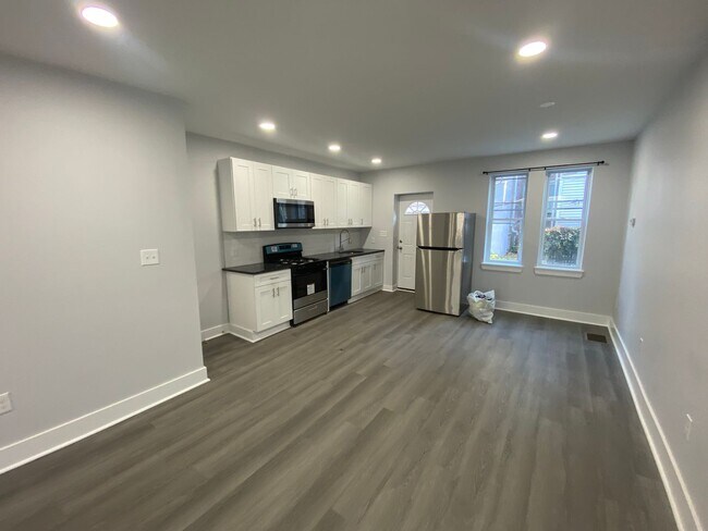 Foto del edificio - 2 Bed 1 Bath for rent