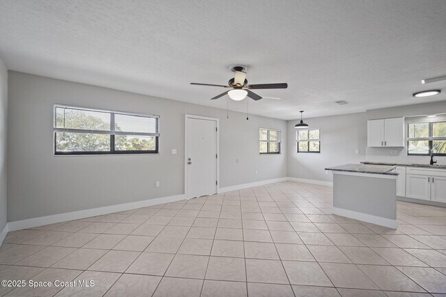 Foto del edificio - 201 Cocoa Isles Blvd