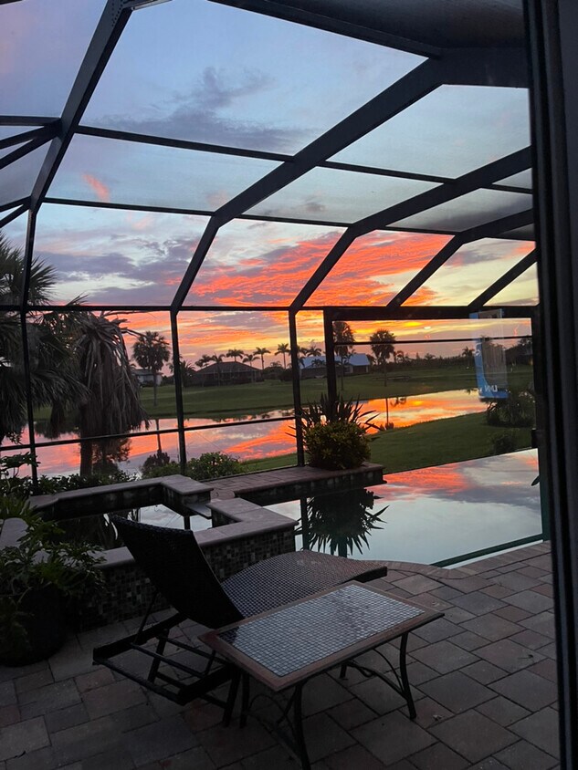 Foto principal - 11875 Princess Grace Ct